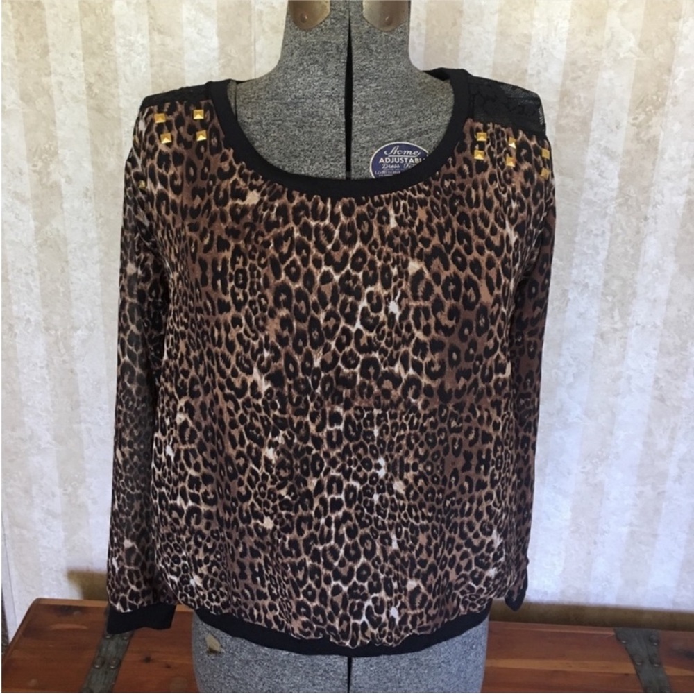 Rue21 Leopard Print Top‎